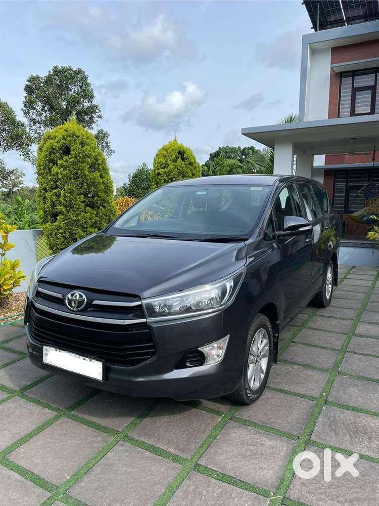 Toyota Innova Crysta 2017