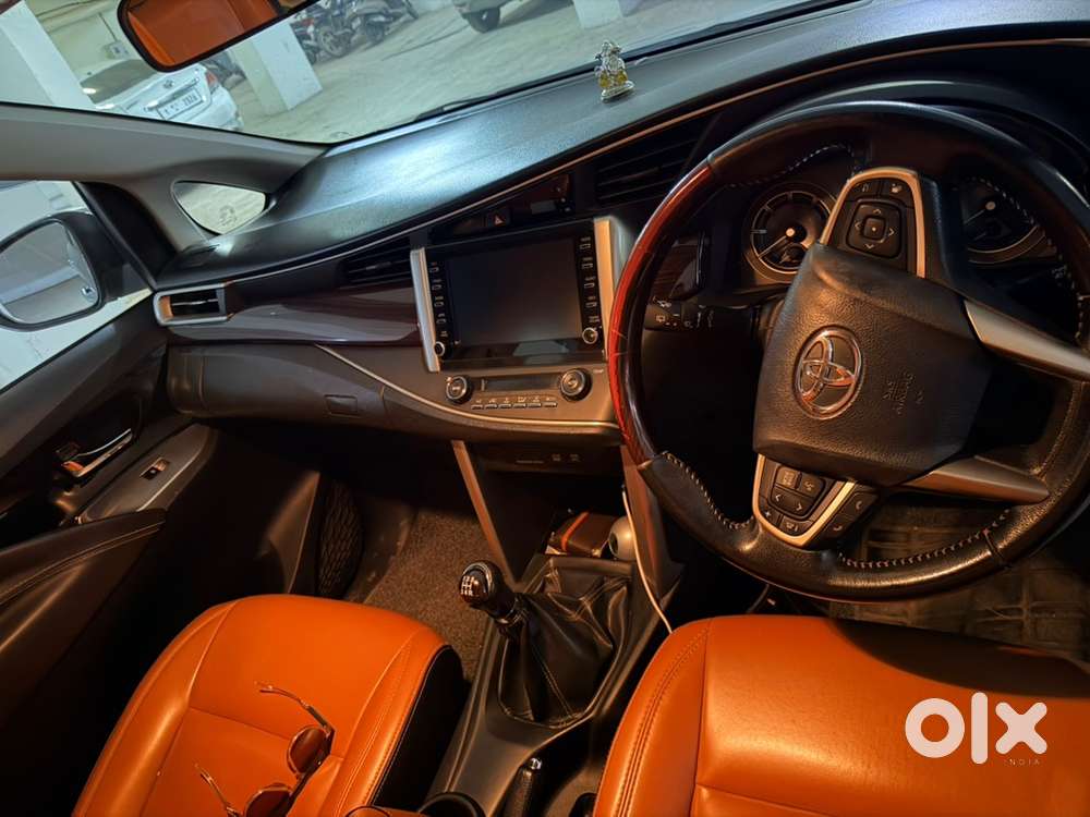 Toyota Innova Crysta