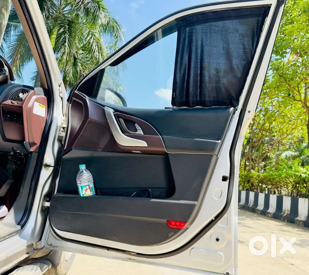 Mahindra Xuv500 2015 Variant