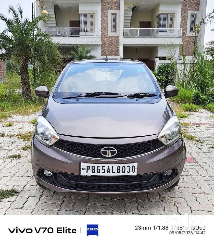 Tata Tiago 1.2 Revotron Xt (o), 2017, Petrol