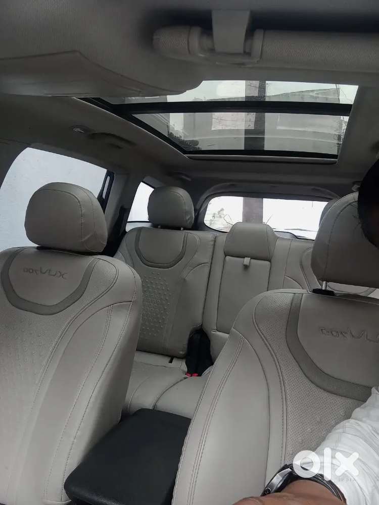 Mahindra Xuv700 2022 Petrol 42000 Km Driven