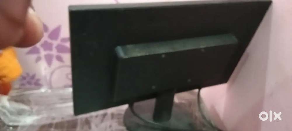 HP Monitor & PC - Windows 7, Pentium Dual Core, 1GB RAM,hard disk150g