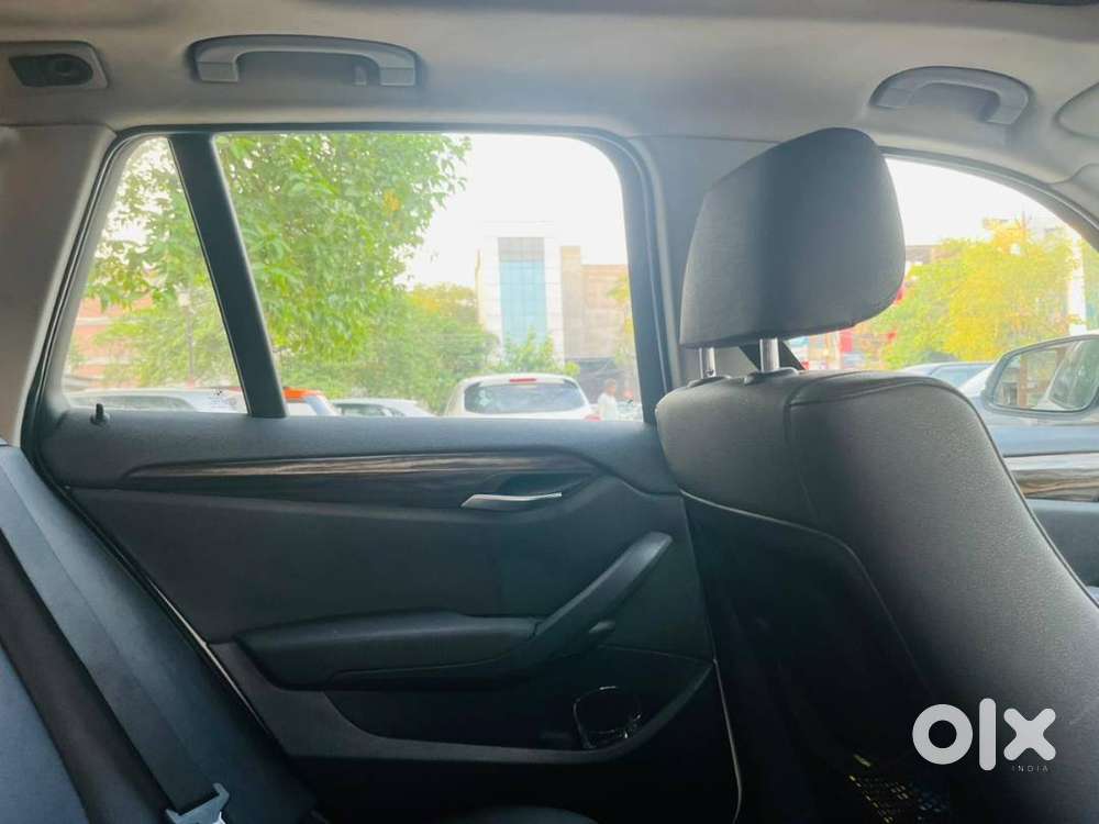 Bmw X1  Vip 4-repeat Number  86,000 Km Driven