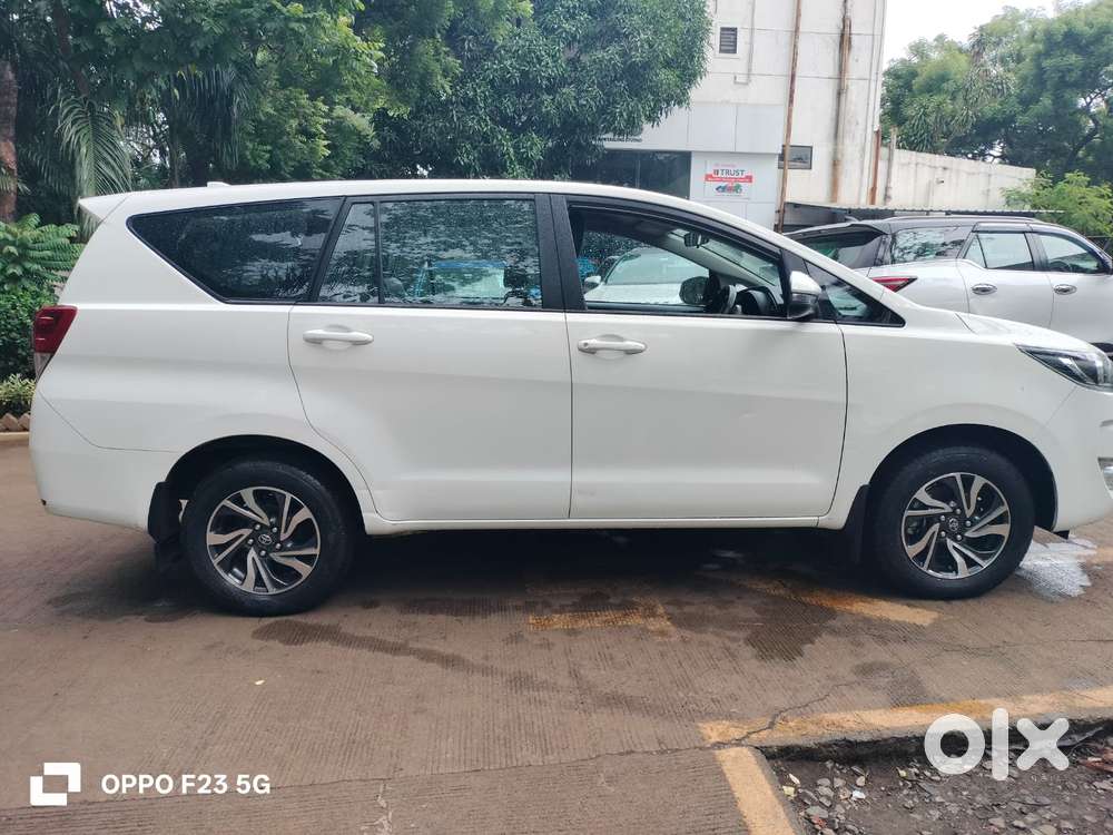 Toyota Innova Crysta 2.4 G Plus Mt 7 Str, 2024, Diesel