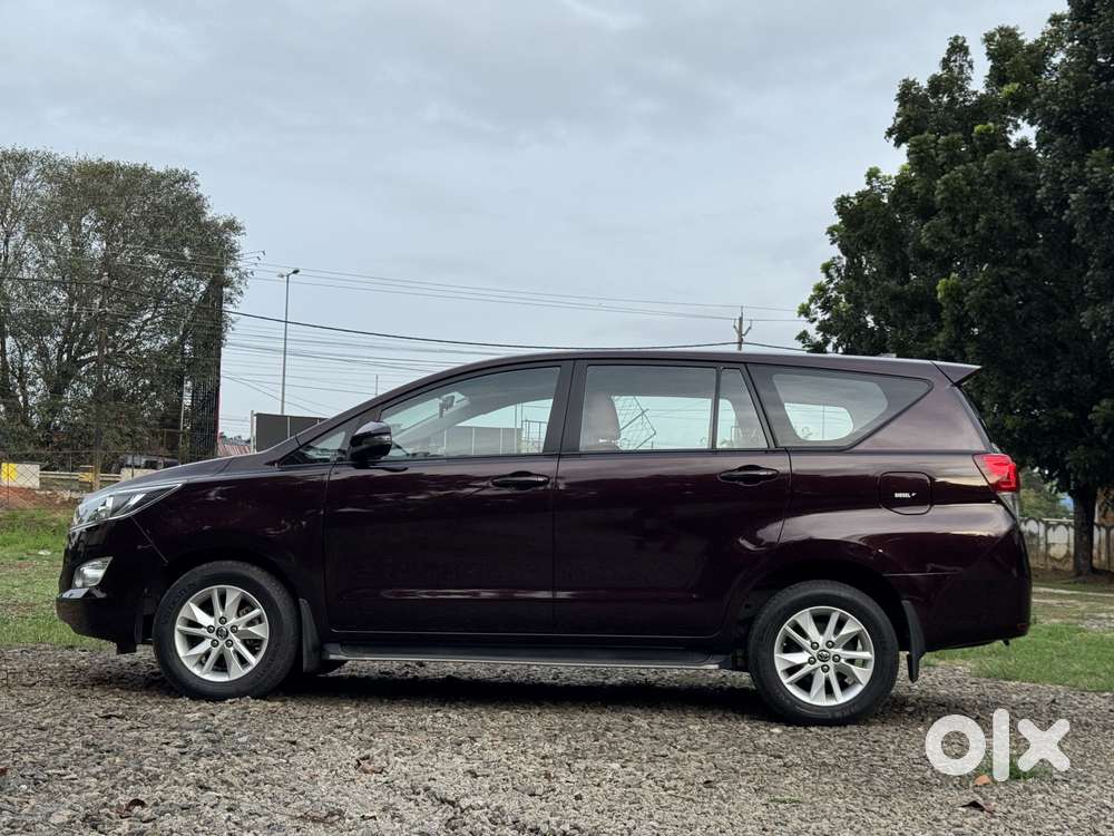 Toyota Innova Crysta 2.8 Gx At 8 Seater, 2018, Diesel