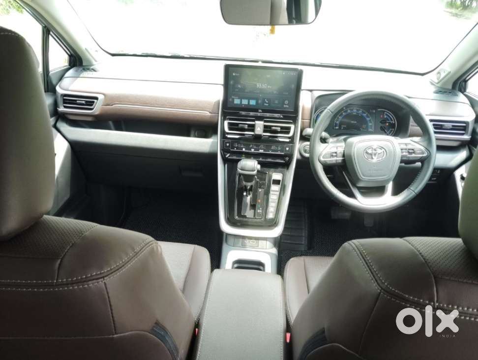 Toyota Innova Hycross Zx(o), 2025, Petrol
