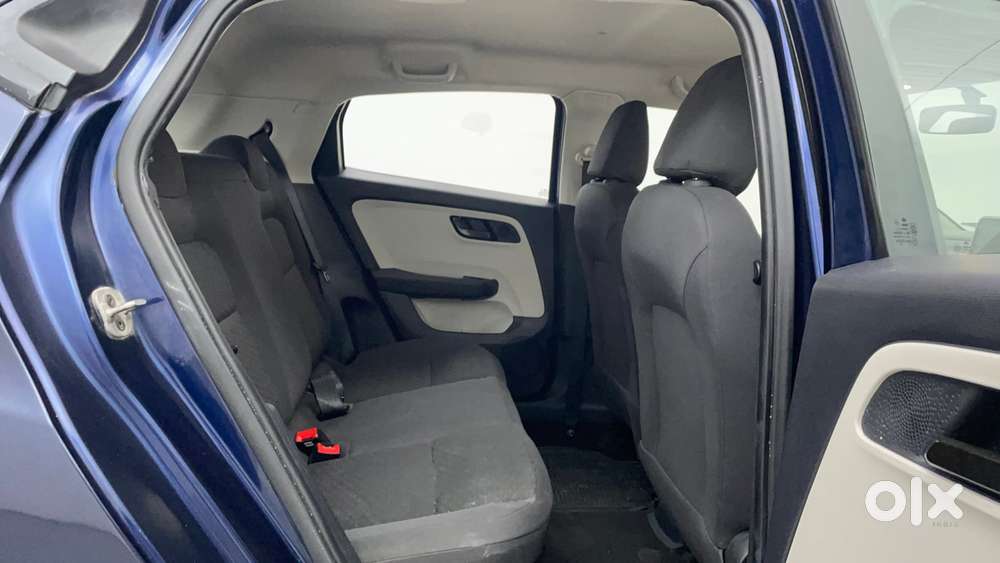 Tata Altroz Xm Plus Icng, 2023, Cng & Hybrids