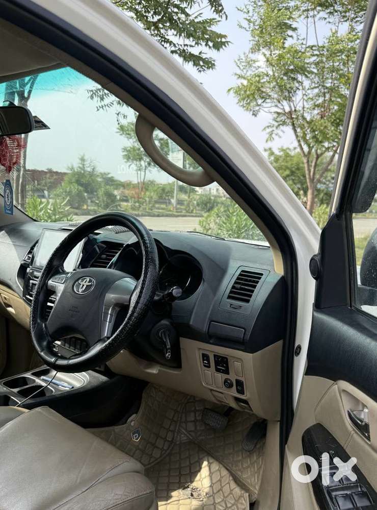 Toyota Fortuner 3.0 4x2 Automatic, 2014, Diesel