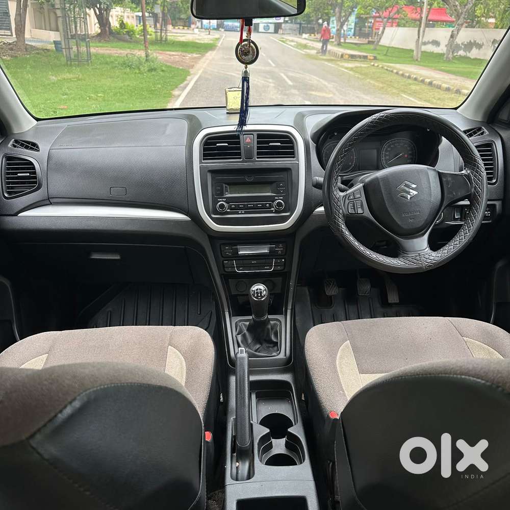 Maruti Suzuki Brezza 1.5 Vxi Smart Hybrid, 2022, Petrol