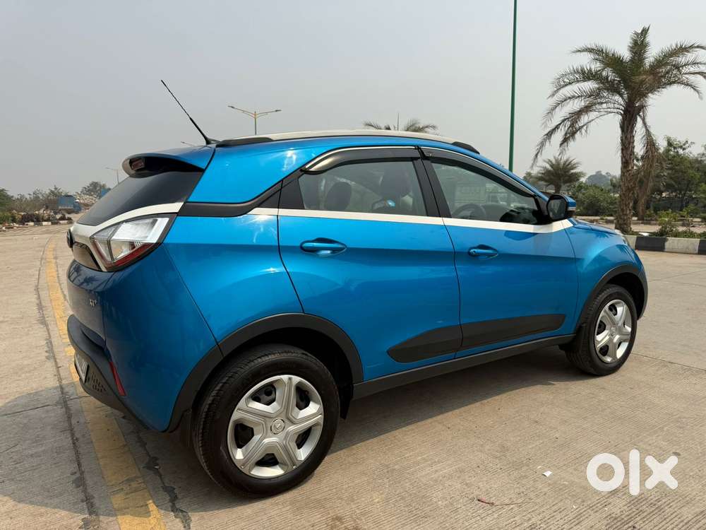 Tata Nexon 1.2 Revotron Xt, 2019, Petrol