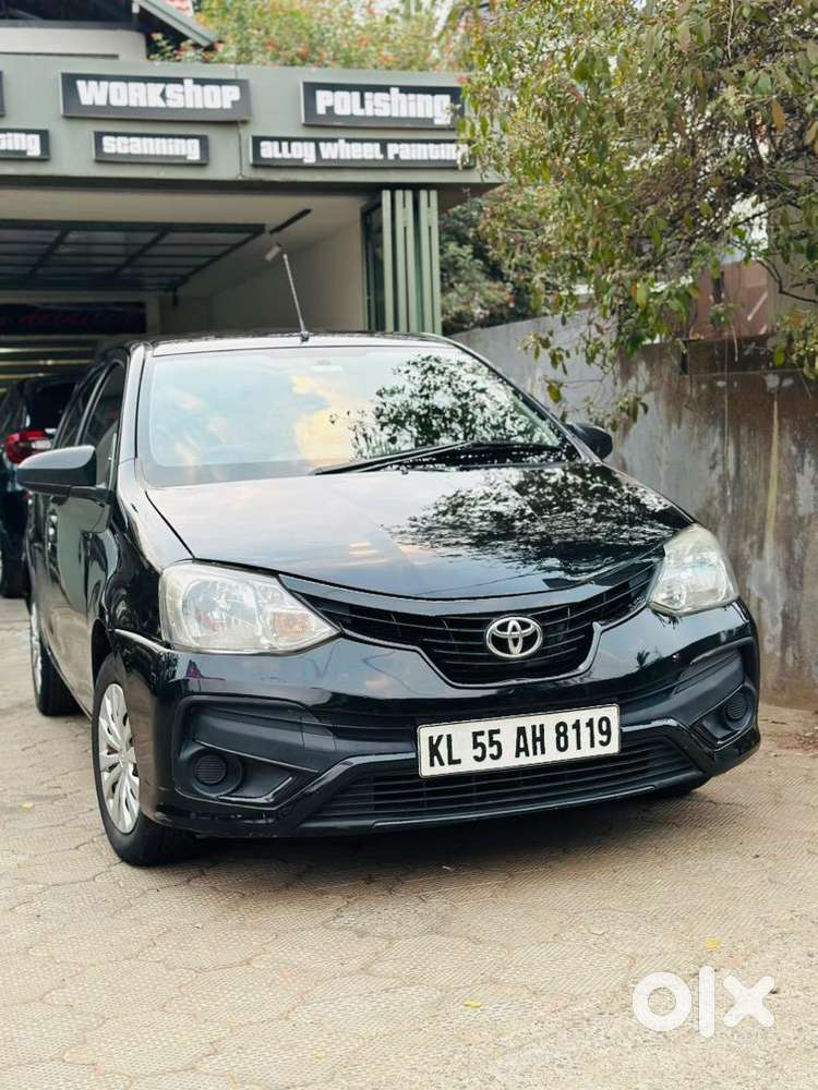 Toyota Etios Liva 2013