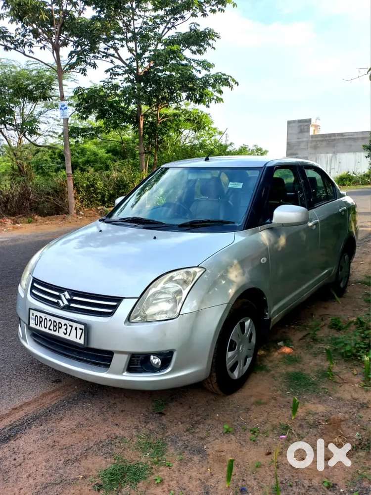 Maruti Suzuki Swift Dzire 2011