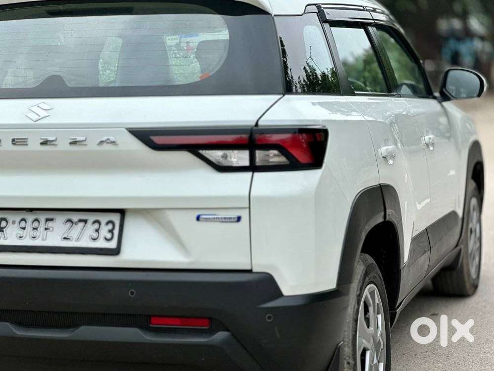 Maruti Suzuki Brezza 1.5 Vxi Smart Hybrid, 2022, Petrol