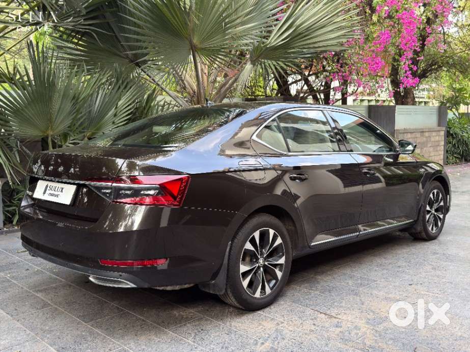 Skoda Superb 2.0 L&k Tsi At, 2021, Petrol