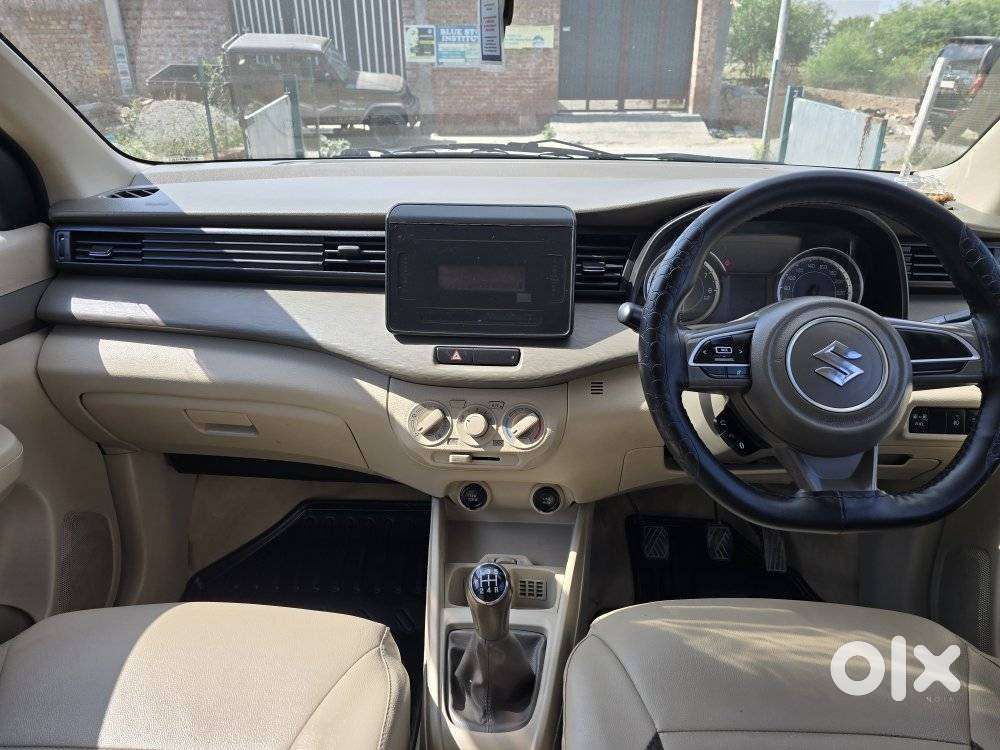 Maruti Suzuki Ertiga 1.4 Vxi Cng Anniversary Edition, 2021, Cng & Hy..