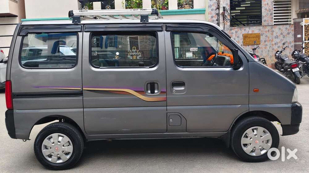 Maruti Suzuki Eeco 5 Str Ac (o), 2010, Petrol