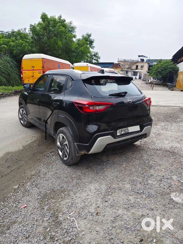 Nissan Magnite 2022 Petrol & Cng 67000 Km Driven