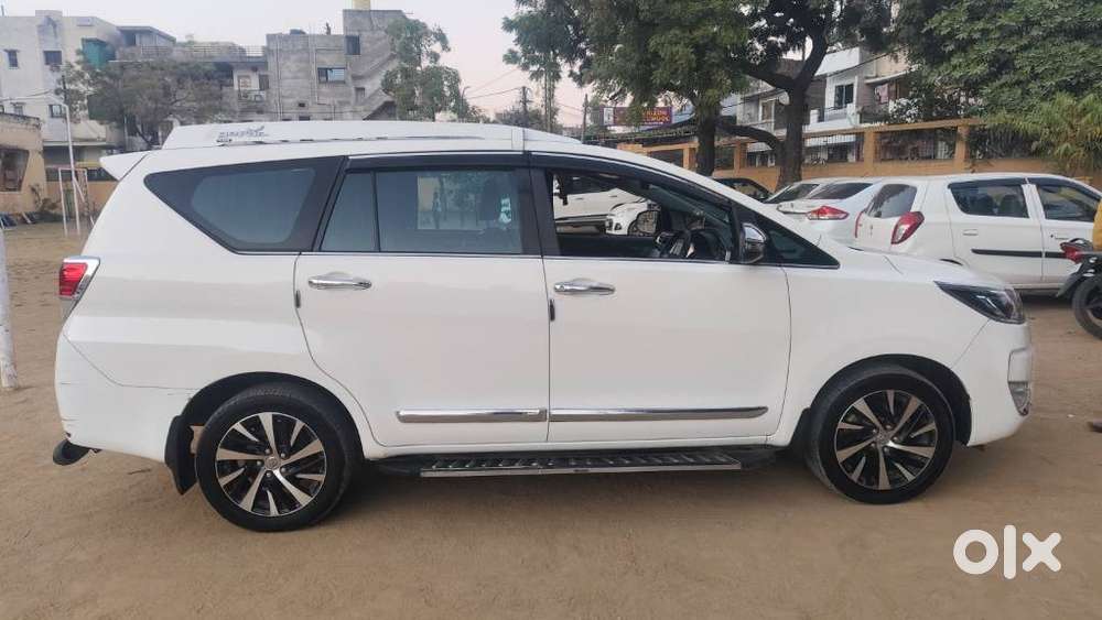 Toyota Innova Crysta 2.4 Z 7 Str, 2023, Diesel
