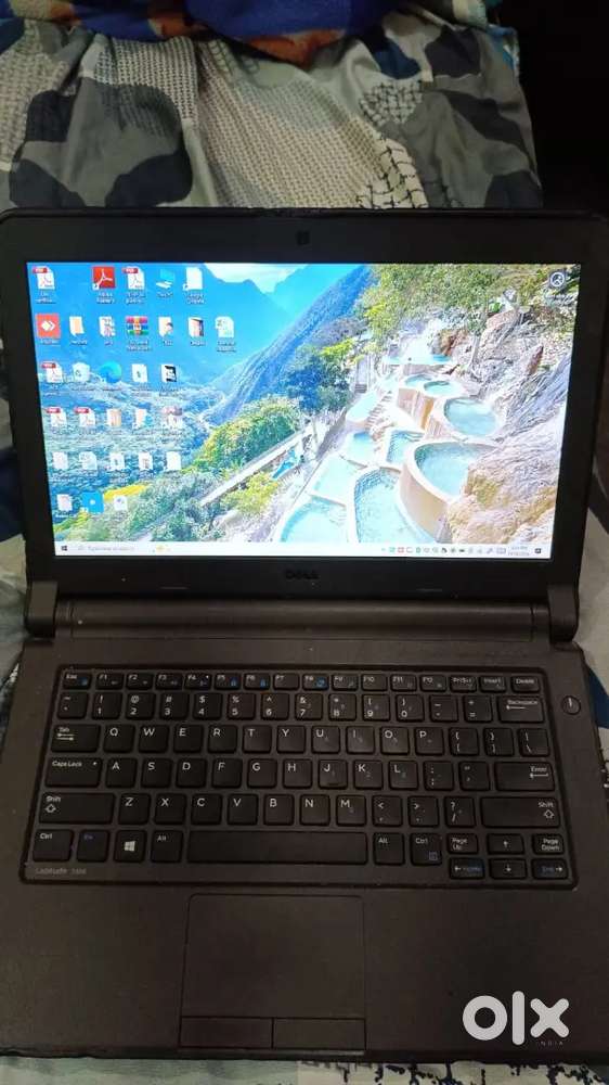 Latitude 3350