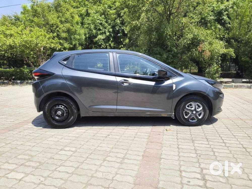 Tata Altroz Xe Petrol, 2020, Petrol