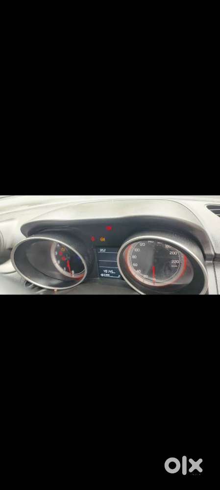 Maruti Suzuki Swift Vxi + Manual, 2022, Petrol
