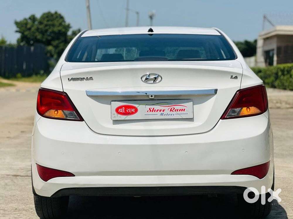 Hyundai Verna 1.6 S (o) Crdi, 2015, Diesel