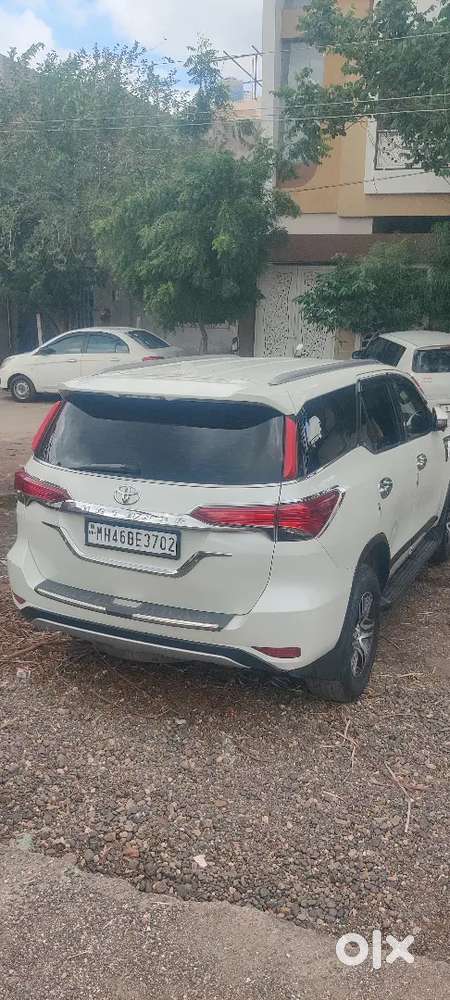 Toyota Fortuner 4&times;2 Manual 2017