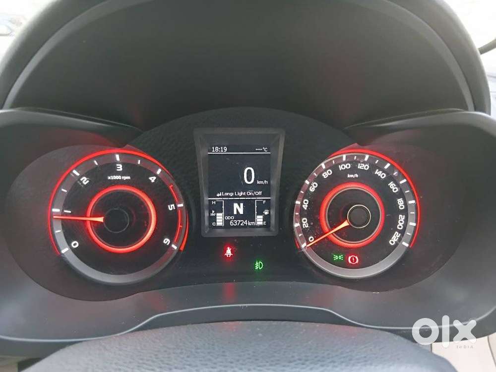 Mahindra Xuv300 W8 Diesel, 2020, Diesel