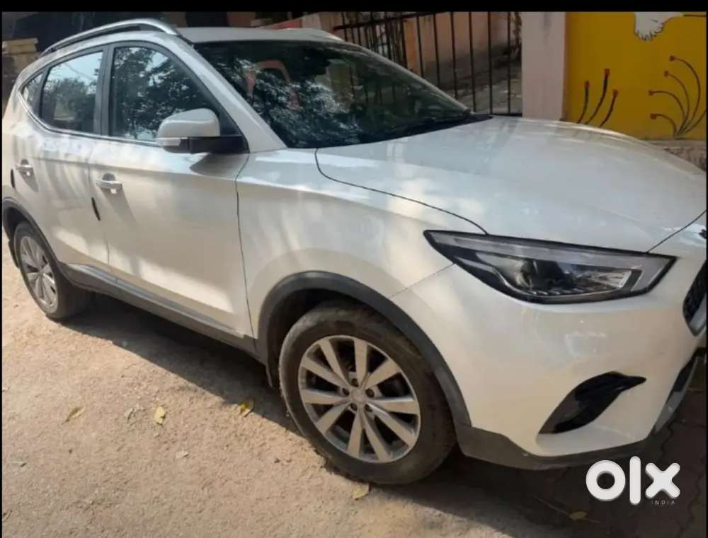 Mg Astor 2023 Petrol 23000 Km Driven