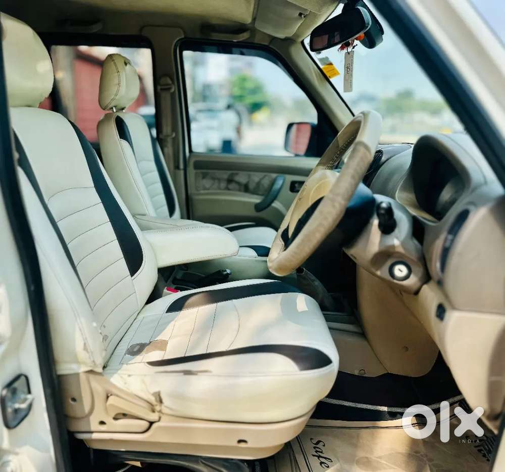 Mahindra Scorpio Vlx 2wd Bsiv, 2014, Diesel