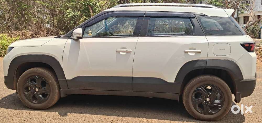 Maruti Suzuki Brezza 1.5 Zxi Smart Hybrid, 2024, Petrol