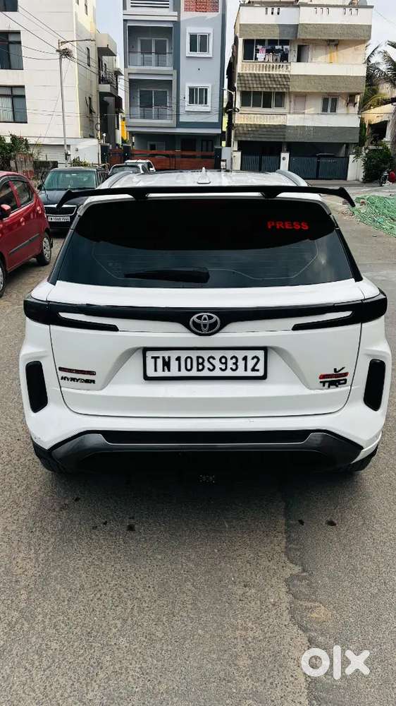 Toyota Urban Cruiser Hyryder 2023 Petrol Well Maintained