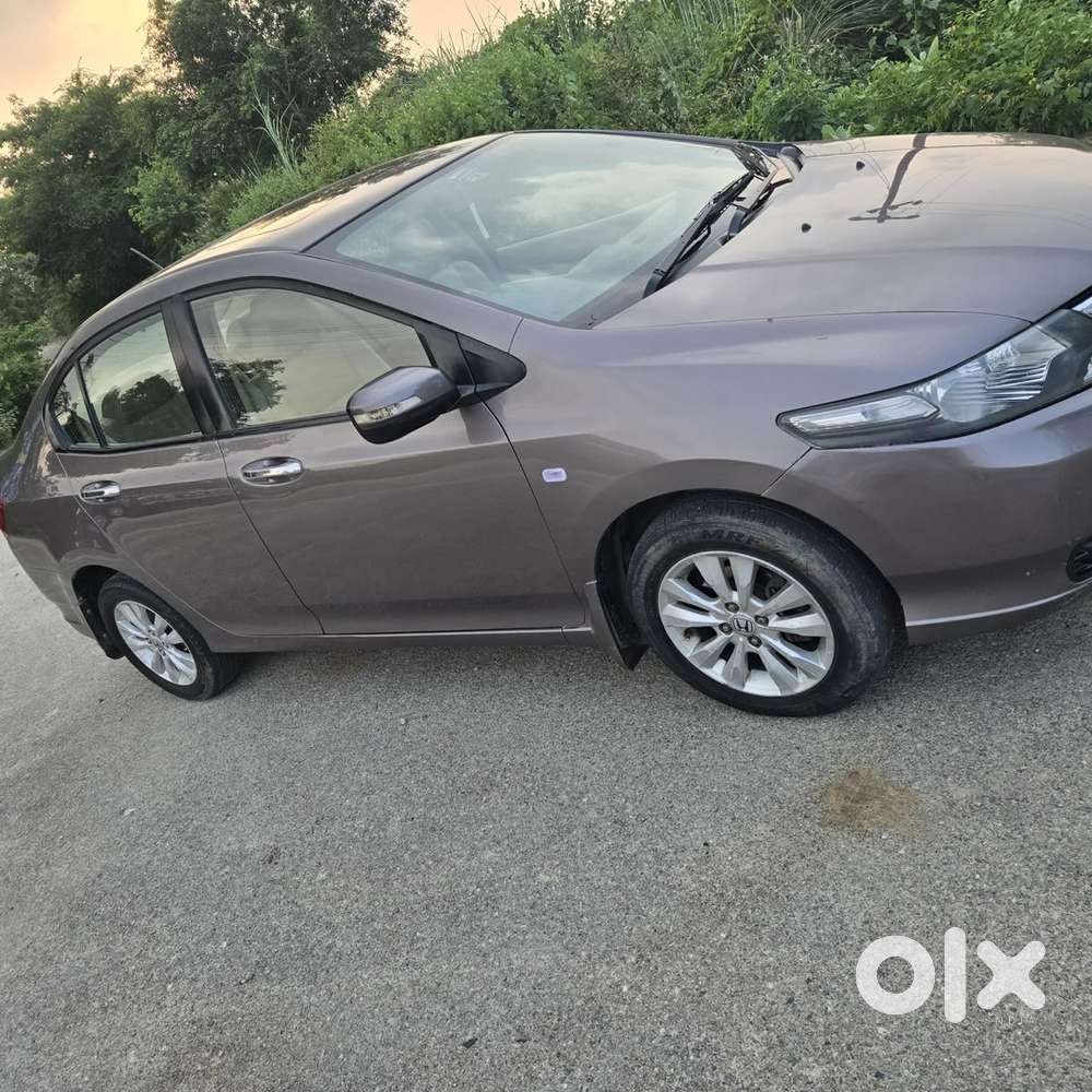 Honda City 2012 Model Registration 21/12/2012 Automatic And Sunroof