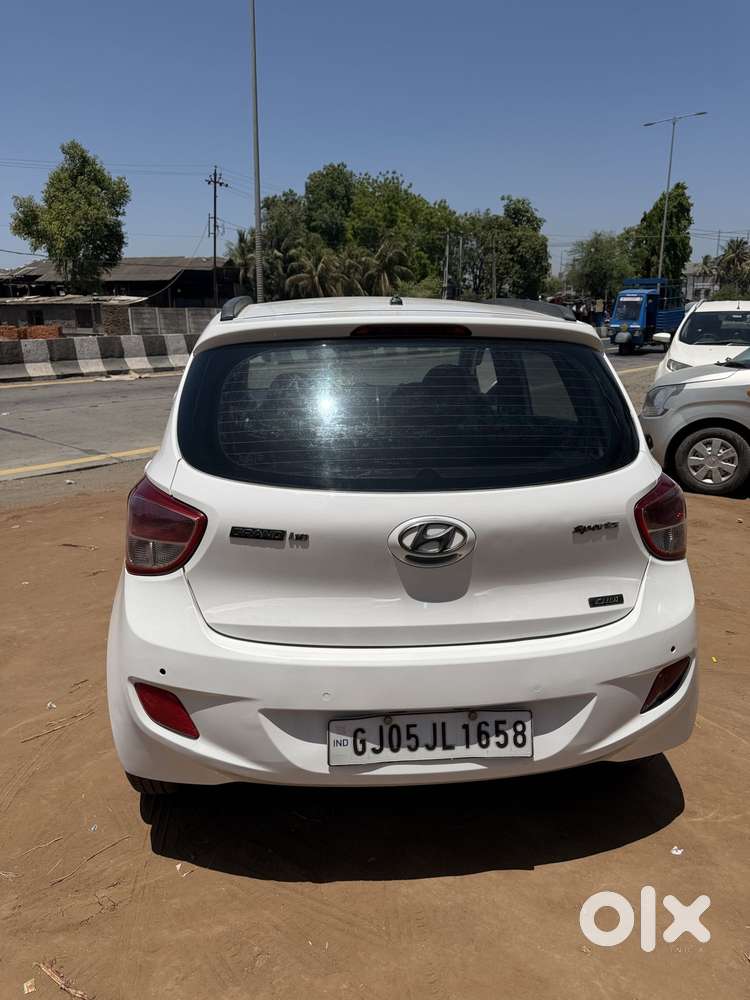 Hyundai Grand I10 Crdi Sportz, 2015, Diesel