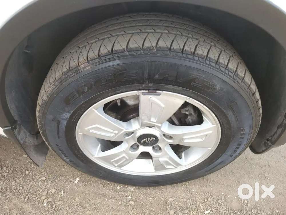 Mahindra Xuv500  W8 2014 Diesel 90000 Km Driven