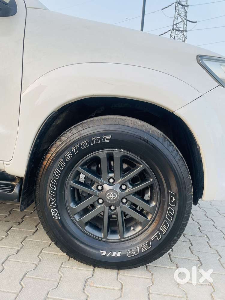 Toyota Fortuner 2011-2016 4x2 At, 2015, Diesel