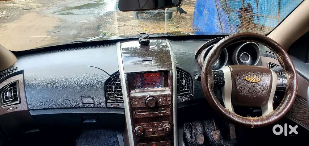 Mahindra Xuv500 W8