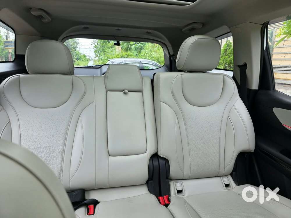Mahindra Xuv700 2023 Year Diesel