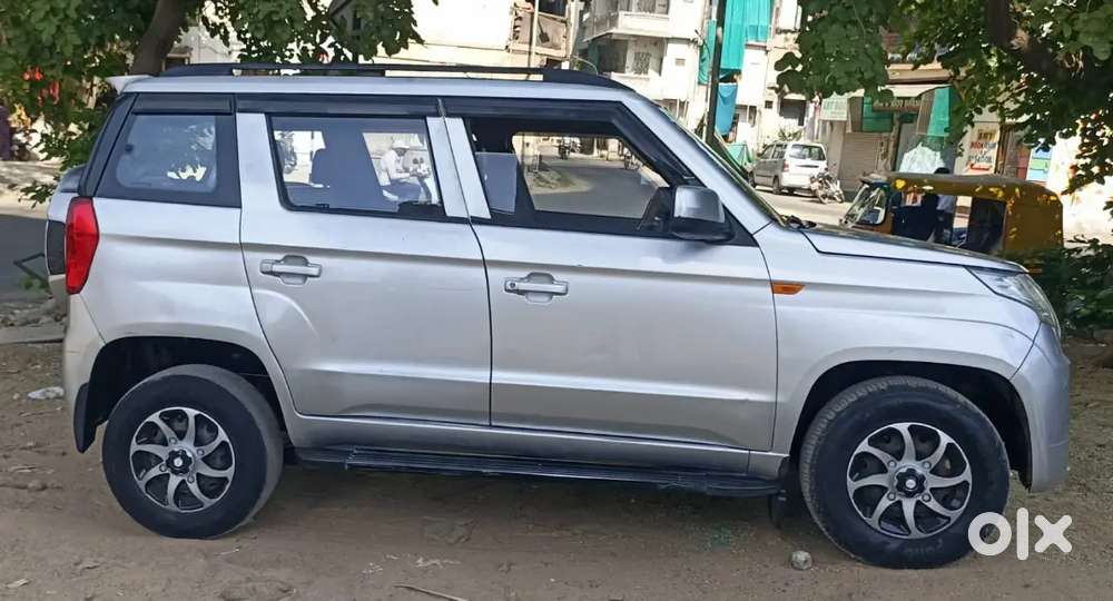Mahindra Tuv 300 2016 Diesel 86000 Km Driven 2 Owner