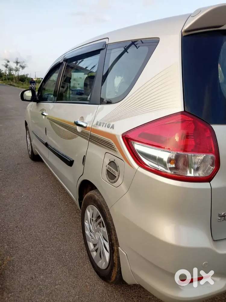Maruti Suzuki Ertiga 2017 Diesel 130000 Km Driven