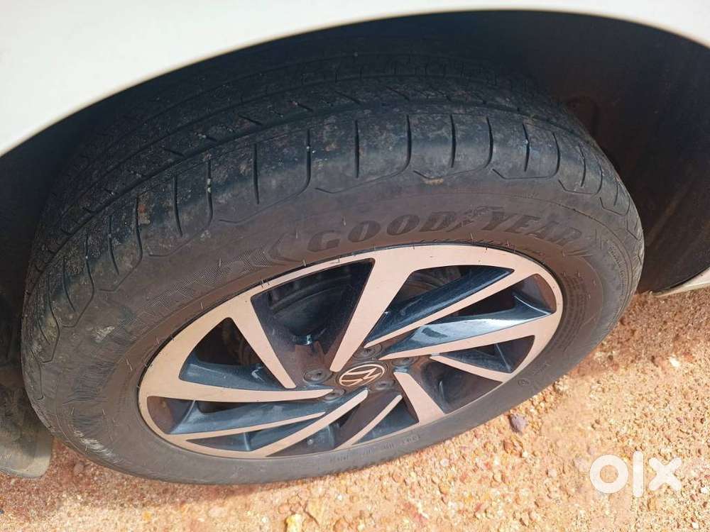 Volkswagen Virtus 1.0 Topline Tsi At, 2022