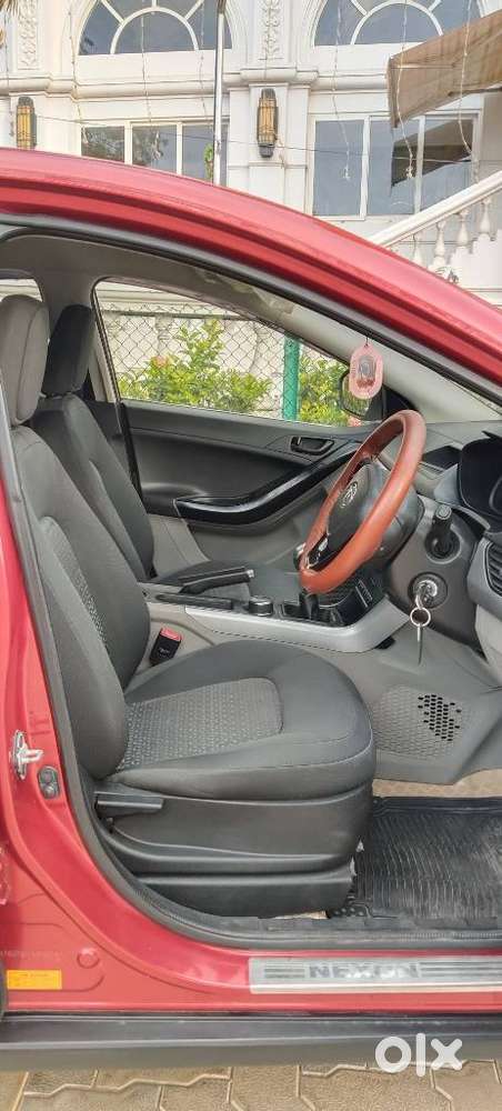 Tata Nexon 1.2 Revotron Xm, 2018, Diesel