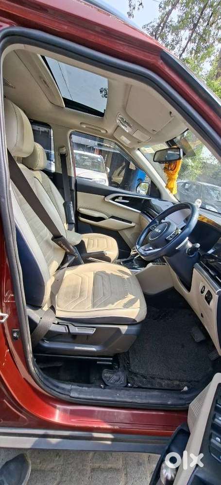 Kia Carens Luxury (o)1.5 Diesel At 7 Str, 2022, Diesel