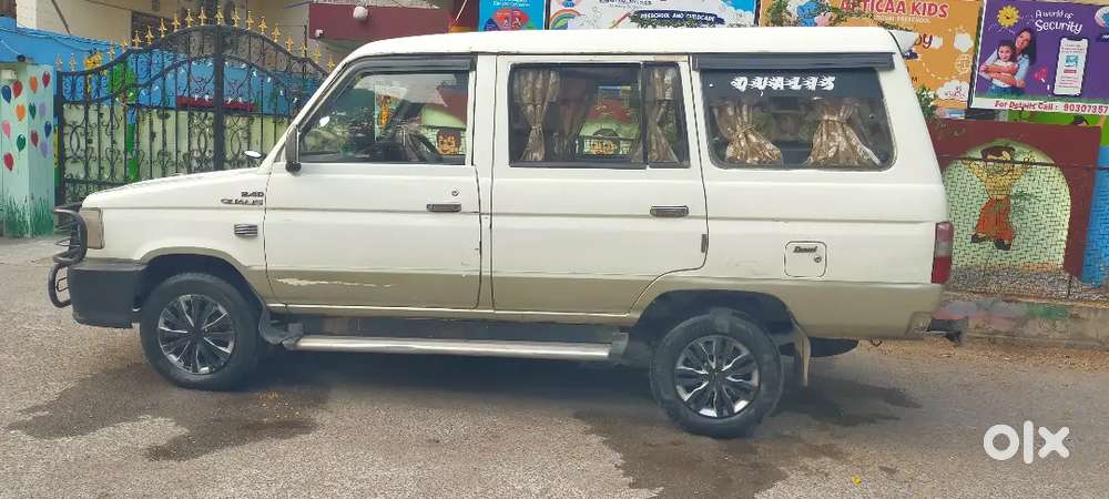 Toyota Qualis 2004