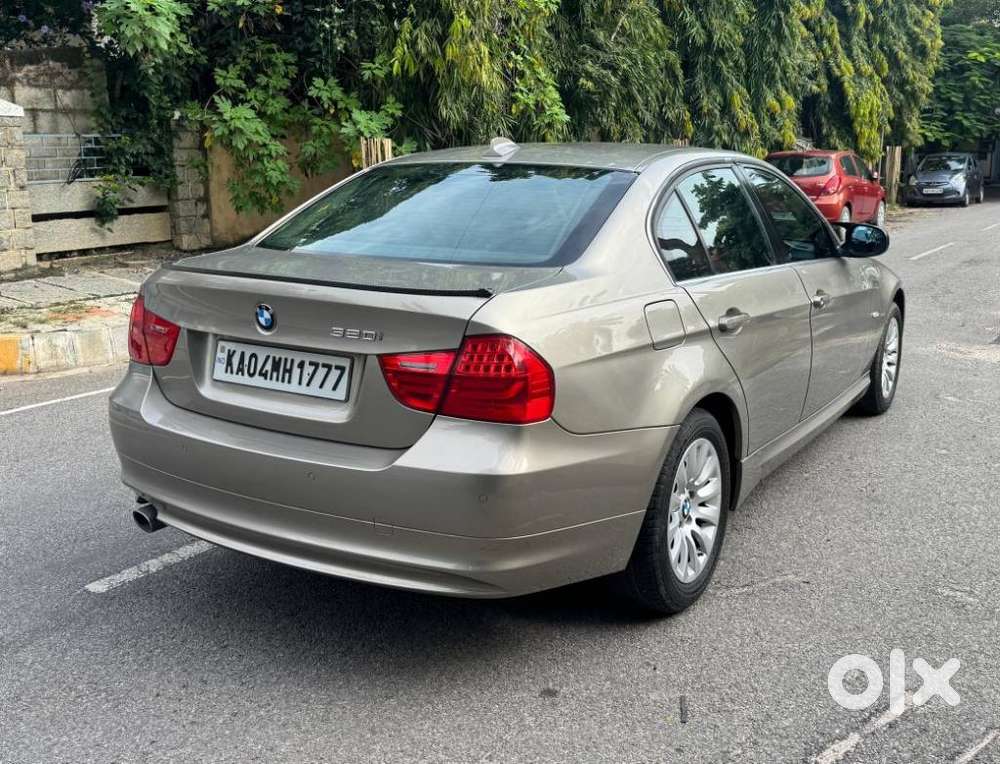 Bmw 3 Series 320i, 2010, Petrol