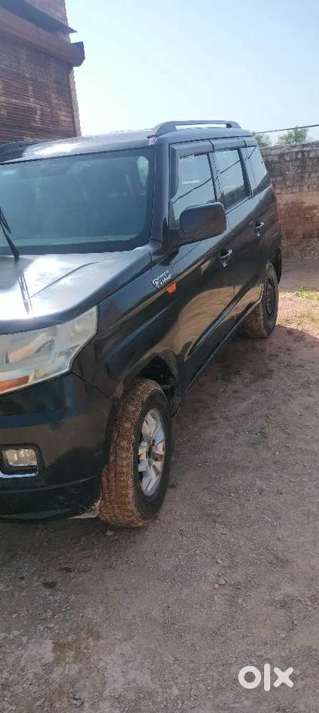 Mahindra Tuv 300 2016 Diesel 119000 Km Driven