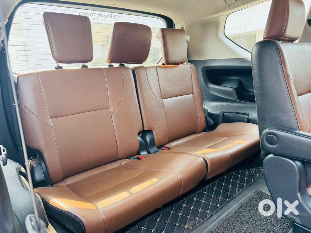 Toyota Innova Crysta