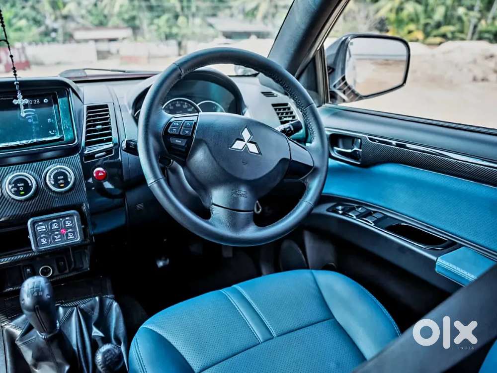 Pajero Sport 2.5 Manual 4x4 Diesel Offroad Spec Modified