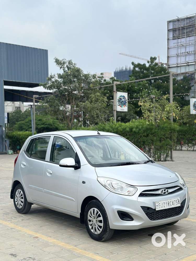 Hyundai I10 Sportz At, 2013, Petrol