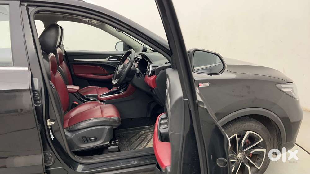 Mg Astor 1.3 Savvy Turbo At S Red, 2022, Petrol